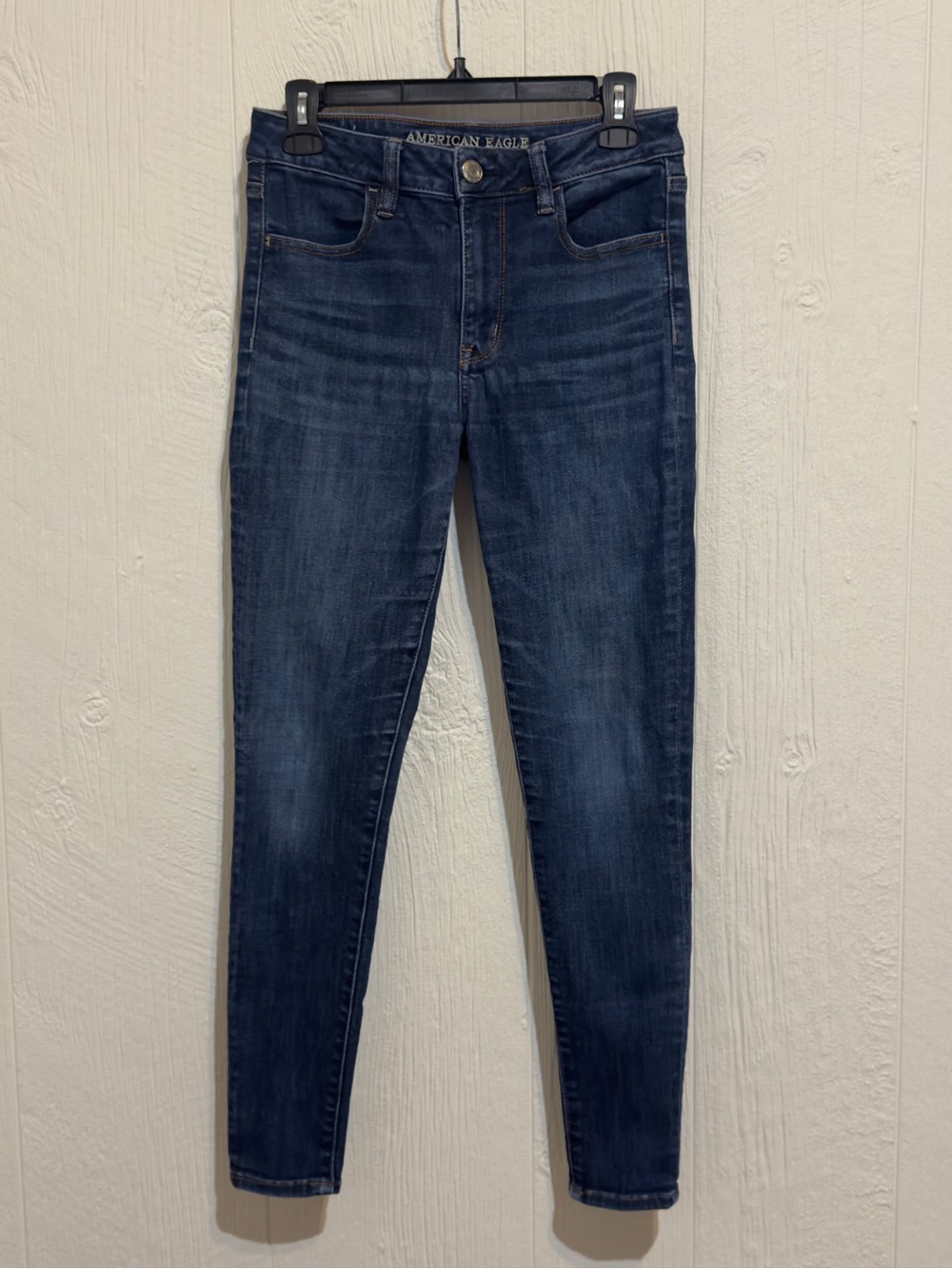 American Eagle Outfitters Super Stretch Hi-Rise Jegging in Dark Blue Wash Denim